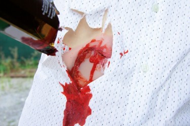 Model rany - rana cięta przy pomocy stłuczonej butelki - Image no.: 4